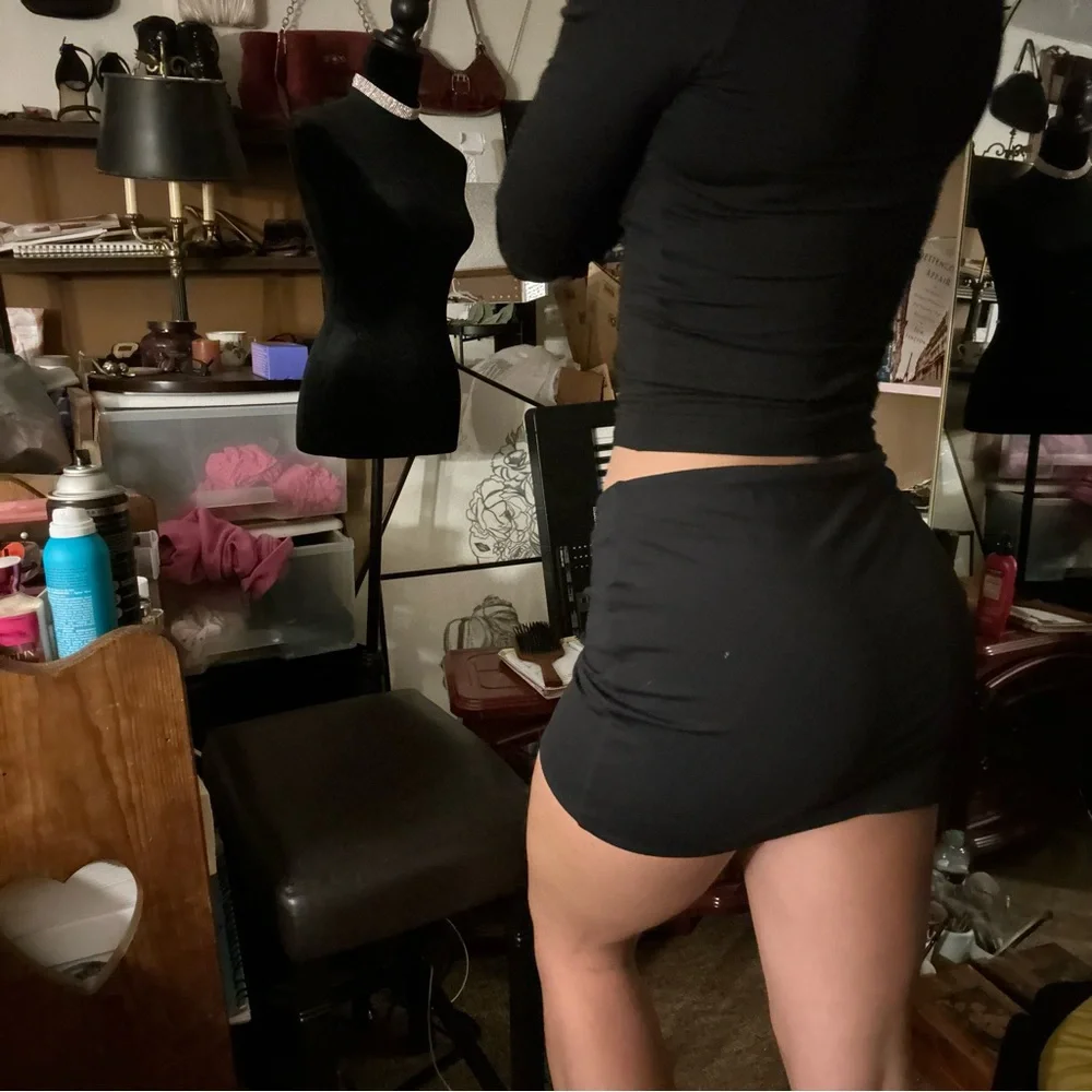 New Aritzia Black Mini Bodycon Skirt - Picture 3 of 5